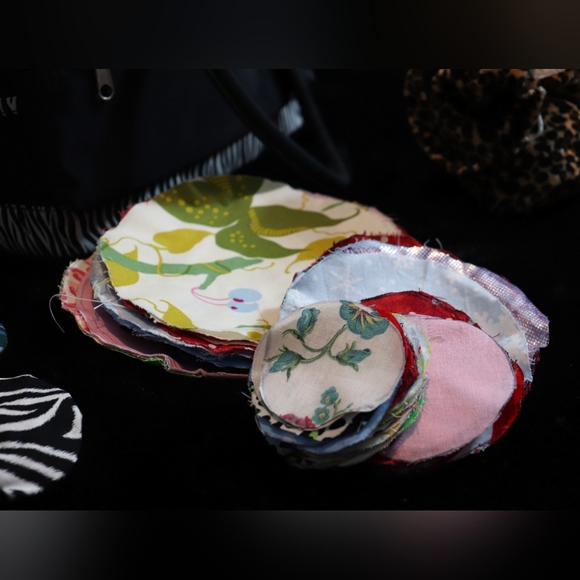 Deluxe Tote Organizer Bag Craft Storage Travek Bag w/ Fabrics/Crafts Included - Picture 9 of 11